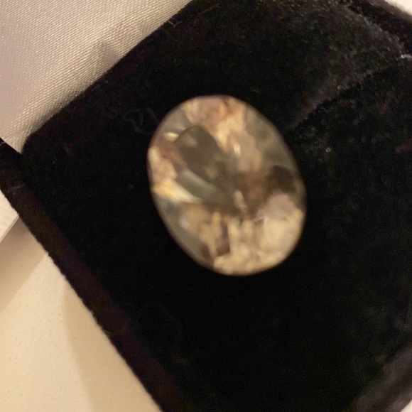 13 carats smoky quartz has so many different variations of colors in it. Pretty! - Picture 15 of 16